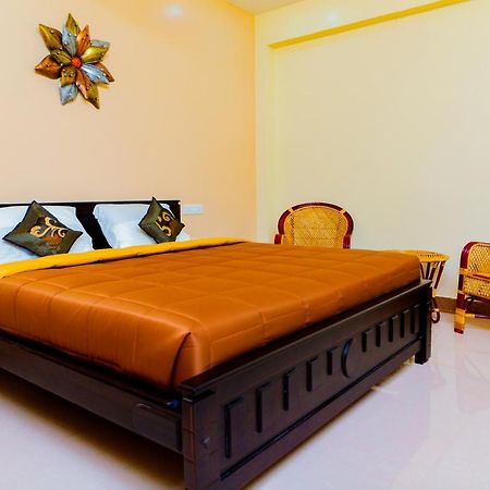Laughing Waters Fine Stay Kuttalam  Bagian luar foto